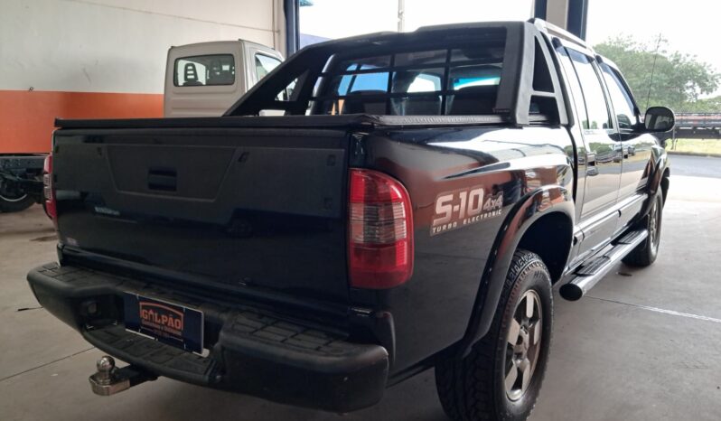 GM – S10 Executive 2.8 CD 4X4 Diesel – (2011) completo