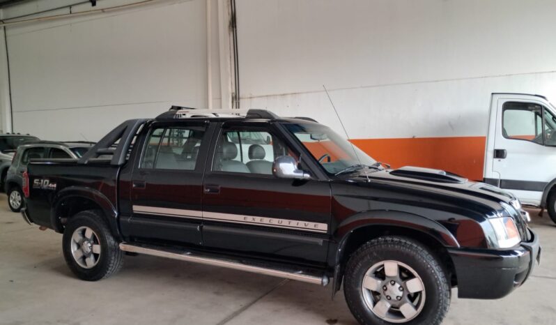 GM – S10 Executive 2.8 CD 4X4 Diesel – (2011) completo