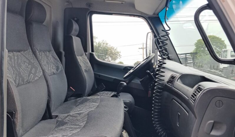 MB Accelo 815C Chassis 4X2 – (2013) completo