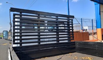 MB 710 Plus 4X2 Carroceria – (2011) completo