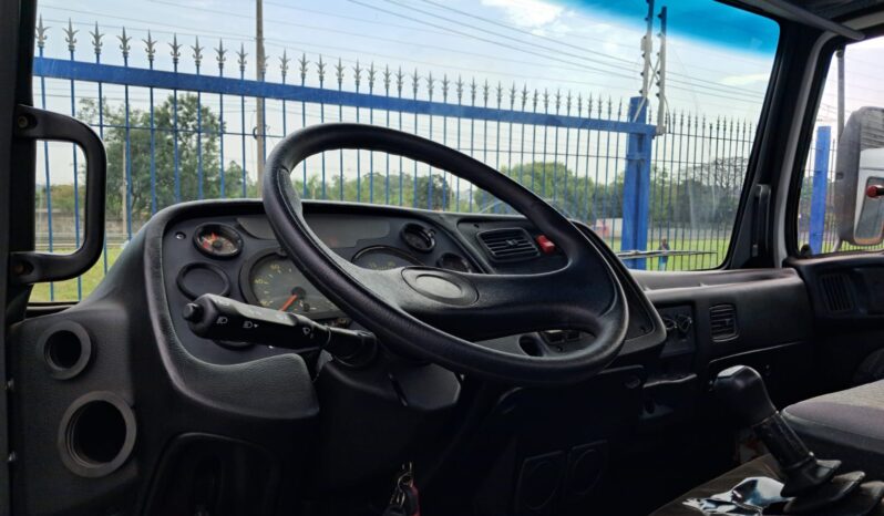 MB 1718 TOP BRAIKE CHASSIS 4X2 – (2011) completo