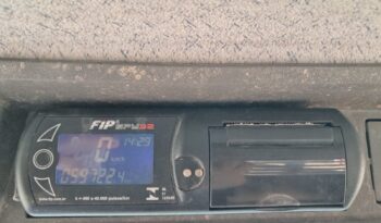 MB 710 Plus 4X2 Carroceria – (2011) completo