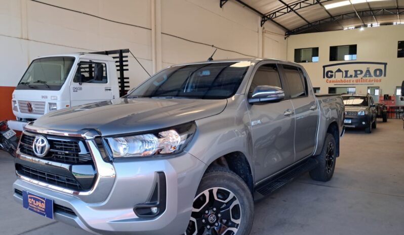 TOYOTA HILUX SRV CD 2.8 4X4 DIESEL AT – (2024) completo