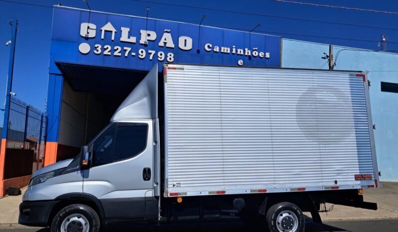 Iveco Daily 35.150 Baú Carga Seca – (2022) completo