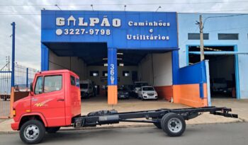 MB 710 Plus 4X2 Carroceria – (2011) completo
