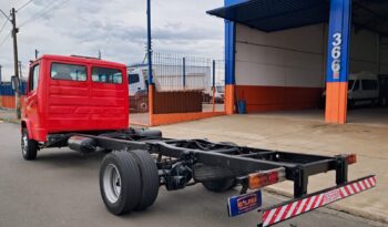 MB 710 Plus 4X2 Carroceria – (2011) completo
