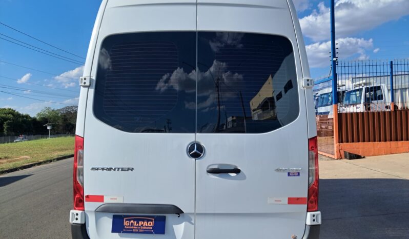 MB Sprinter 417 Furgão Passageiro/16L – (2025) completo