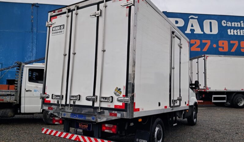 Iveco Daily 35.150 Baú Refrigerado – (2021) completo