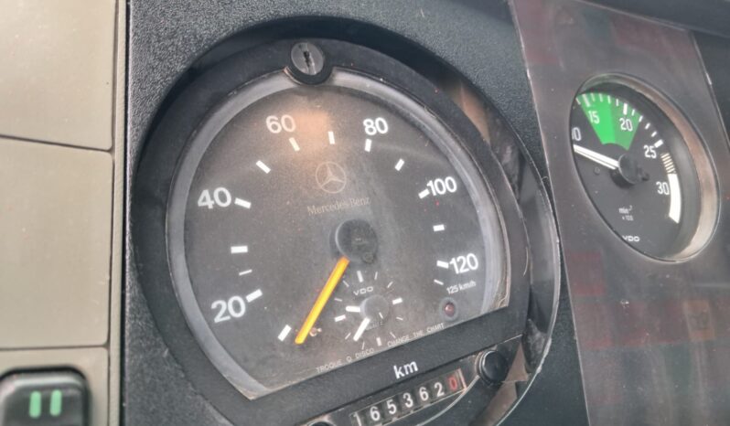 MB 710 Plus 4X2 Carroceria – (2011) completo