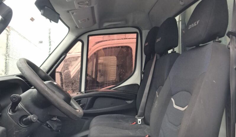 Iveco Daily 35.150 Baú Refrigerado – (2021) completo
