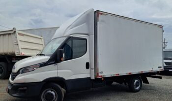 Iveco Daily 35.150 Baú Carga Seca 4X2 – (2020) completo