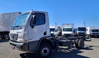 M.Benz Accelo 815C Chassis 4X2 – (2015) completo