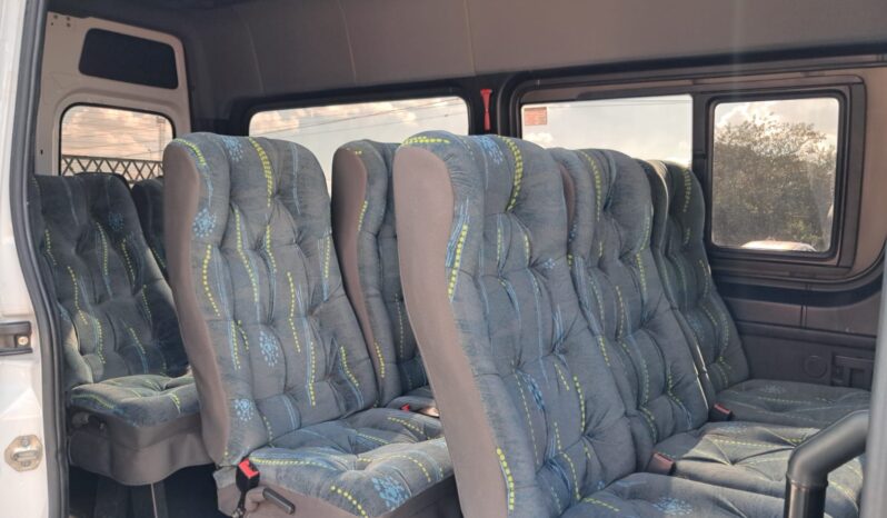 MB Sprinter 417 Furgão Passageiro/16L – (2025) completo